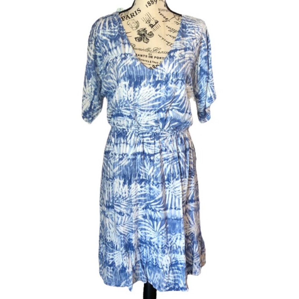 NEW The Vanity Room V-Neck Kimono Sleeve Dress